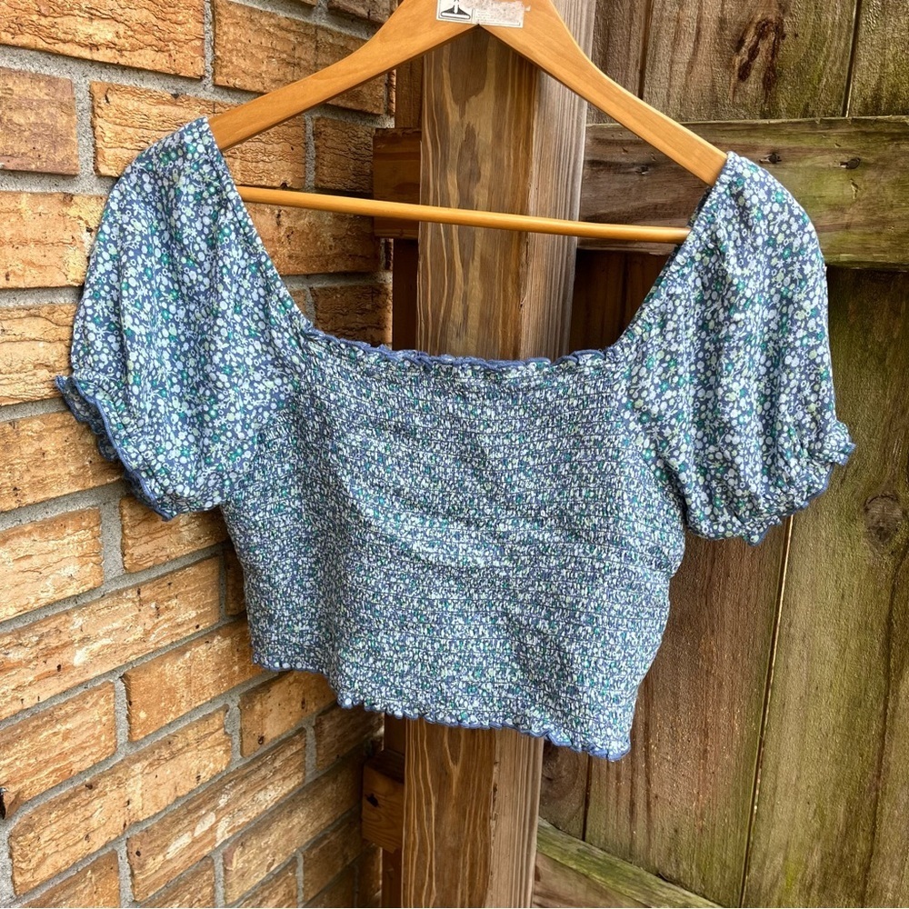 Aerie Blue Floral Puff Sleeve Crop Top Cottagecore - Picture 3 of 3